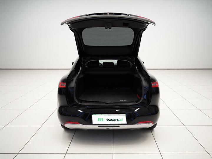 2025 140km Luxury photo 5