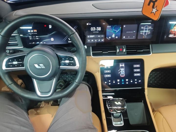 Li Auto ONE 2021 EREV 6-Seater photo 5