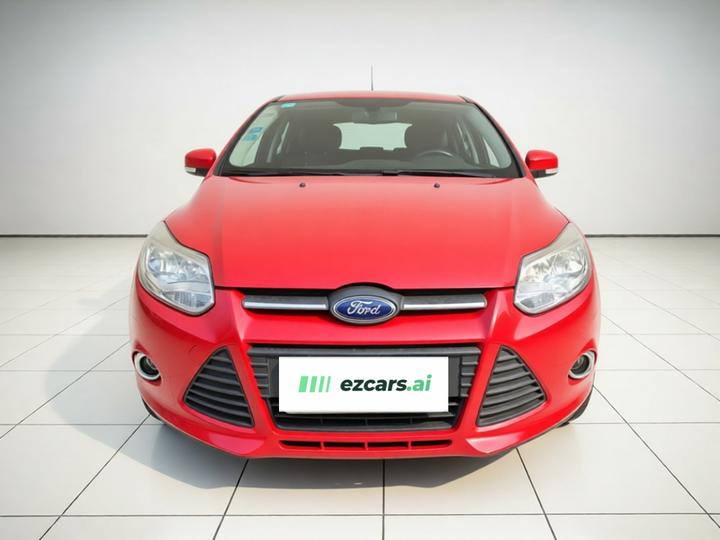 Focus 2012 Hatchback 1.6L AT photo 2