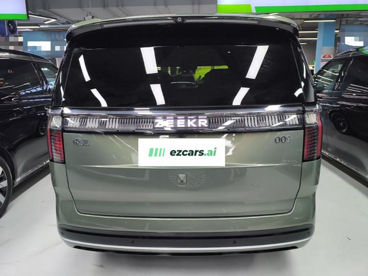 009 2024 6-Seater Executive AWD 108kWh photo 3