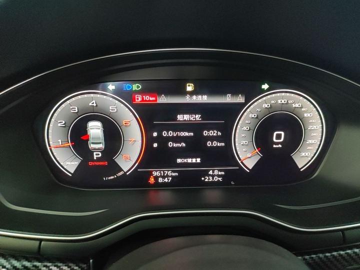 A4L 2022 40 TFSI Luxury Dynamic photo 7