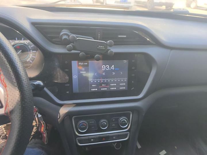 Tiggo 3 2016 1.6L MT photo 8