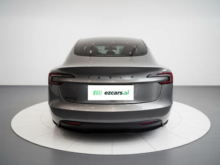 Model 3 2023 RWD photo 5