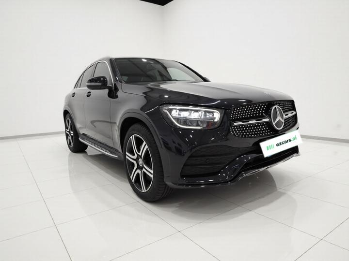 GLC Coupe 2022 Facelift GLC 260 4MATIC Coupe SUV photo 3