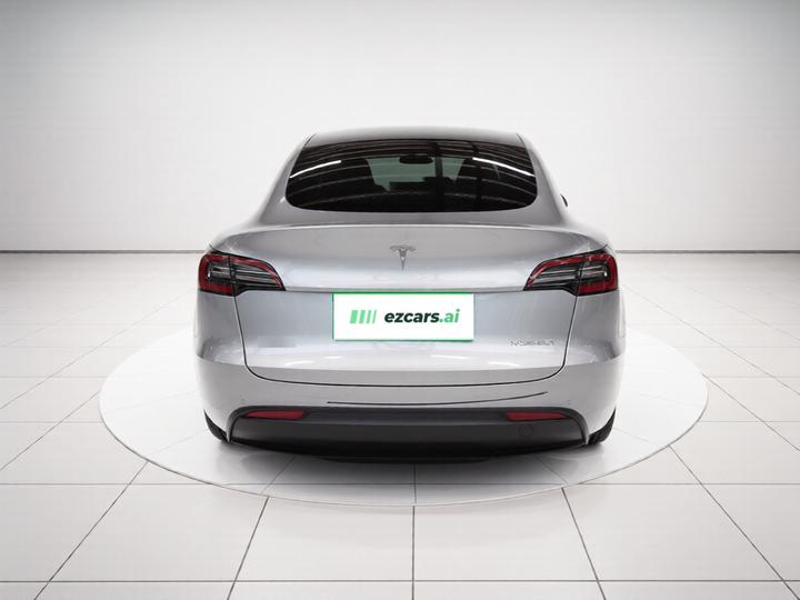 Model Y 2022 RWD photo 5