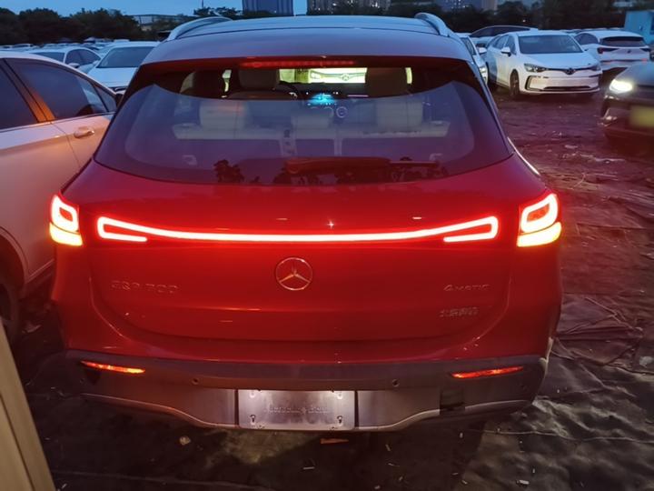 EQA 2022 EQA 300 4MATIC Special photo 3