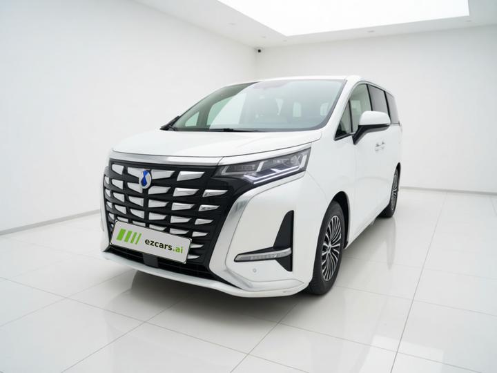 D9 2022 DM-i 1040 Premium