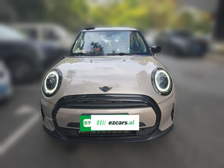 2022 1.5T COOPER photo 2