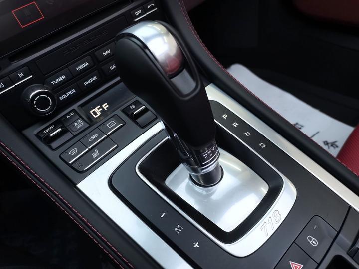 718 2018 Boxster 2.0T photo 5