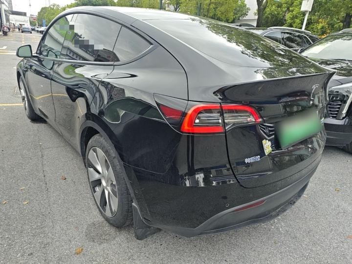 Model Y 2022 RWD photo 4