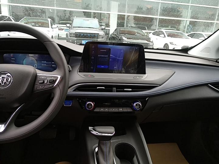 6 2024 450km Plus photo 8