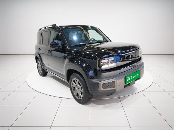 Plus 2025 Flagship 5-Seater photo 3