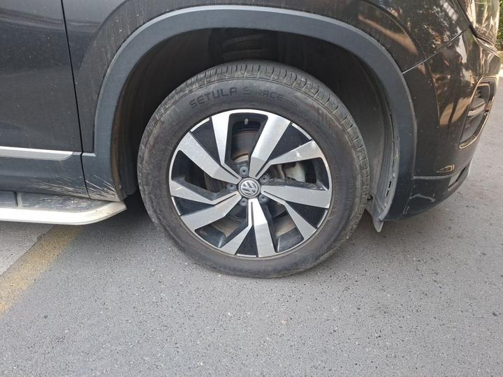 Tayron 2021 280TSI RWD Luxury Connected photo 8