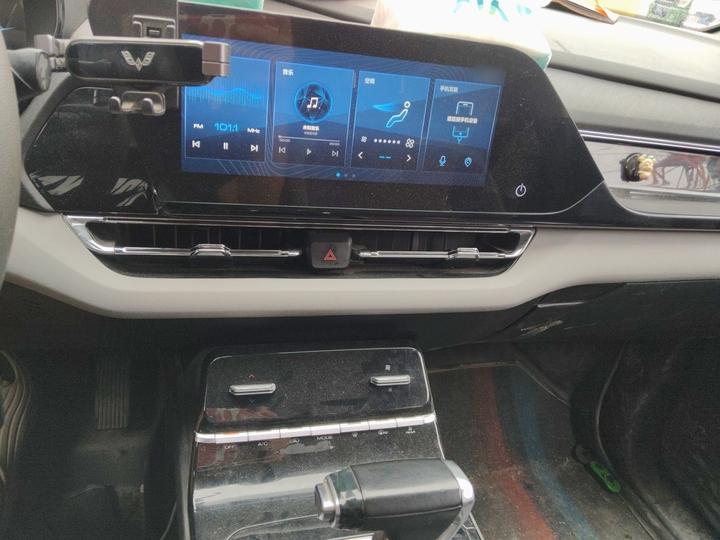 Wuling 2020 1.5T CVT Elite photo 5