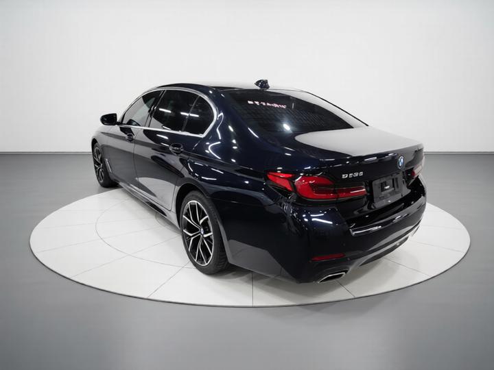 5 Series 2022 Facelift 530Li Exclusive M Sport Package photo 4