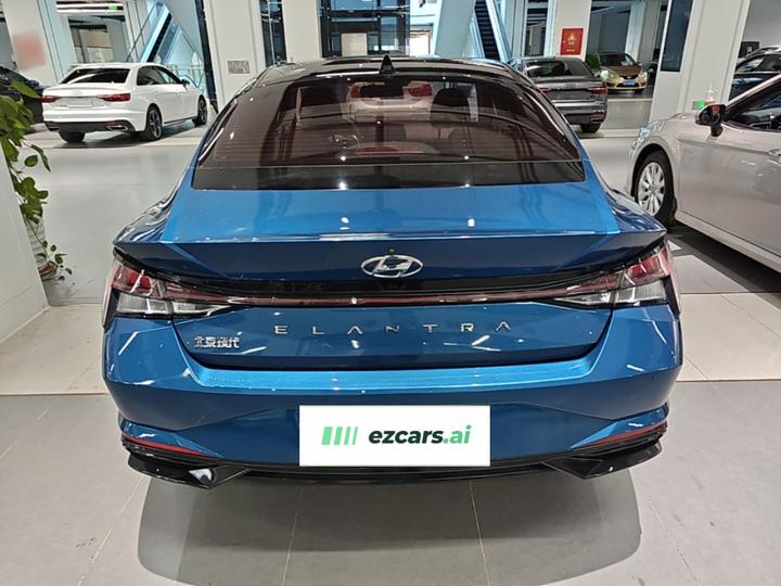 Elantra 2022 1.5L CVT LUX Premium photo 5