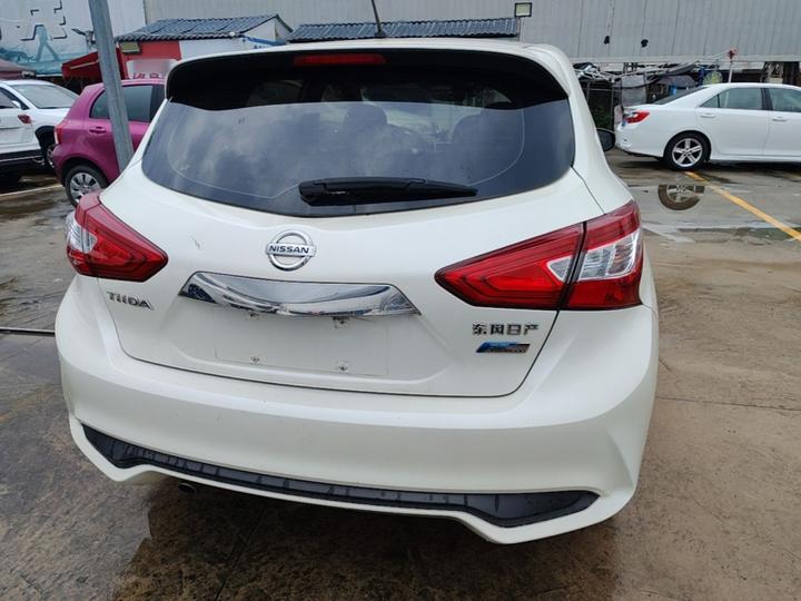 Tiida 2016 1.6L CVT photo 3