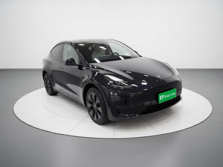 Model Y 2024 RWD photo 3