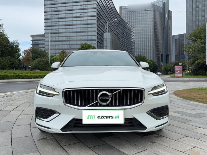 S60 2020 T4 Luxury photo 2