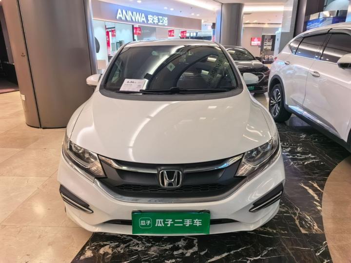 Jade 2020 1.8L AT Comfort photo 2
