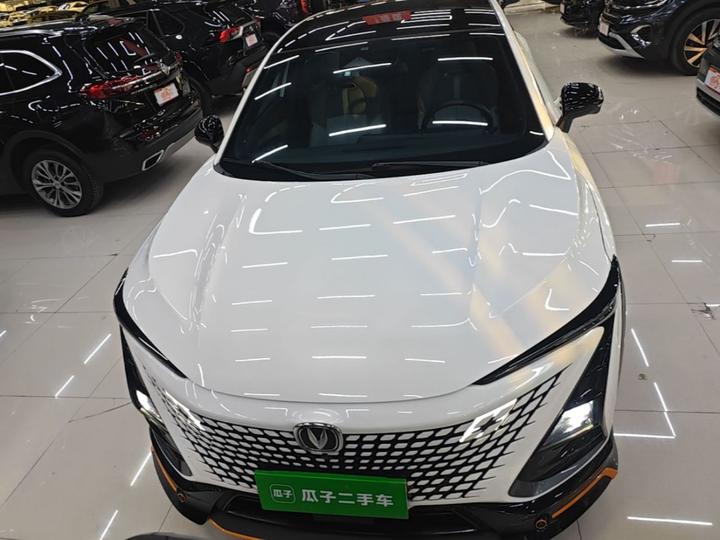 UNI-T 2022 1.5T Premium photo 2