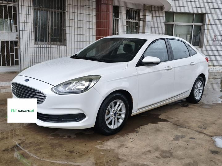 Escort 2019 1.5L AT