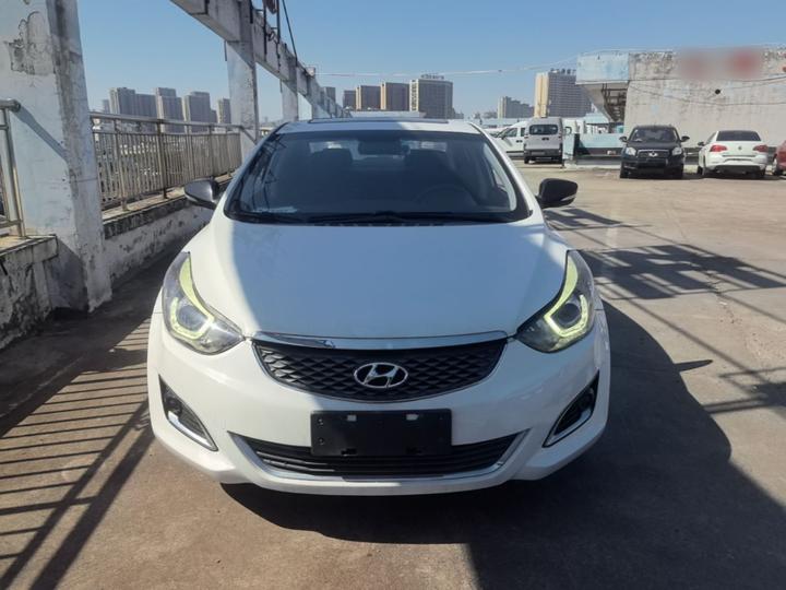 Elantra 2016 1.6L AT Premium photo 2