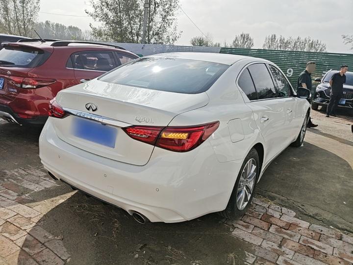 Q50L 2018 2.0T Comfort China VI photo 4