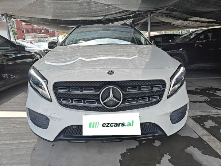 GLA 2018 GLA 220 4MATIC Sport photo 2