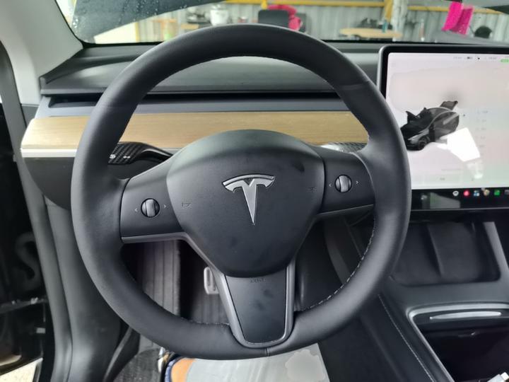 Model Y 2021 Standard Range RWD photo 6
