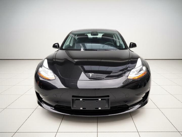 Model 3 2022 RWD photo 2