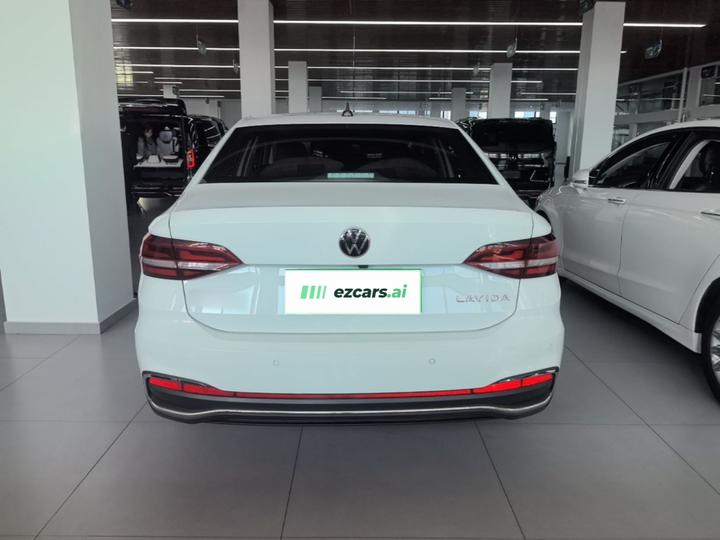 Lavida 2023 1.5L AT photo 5