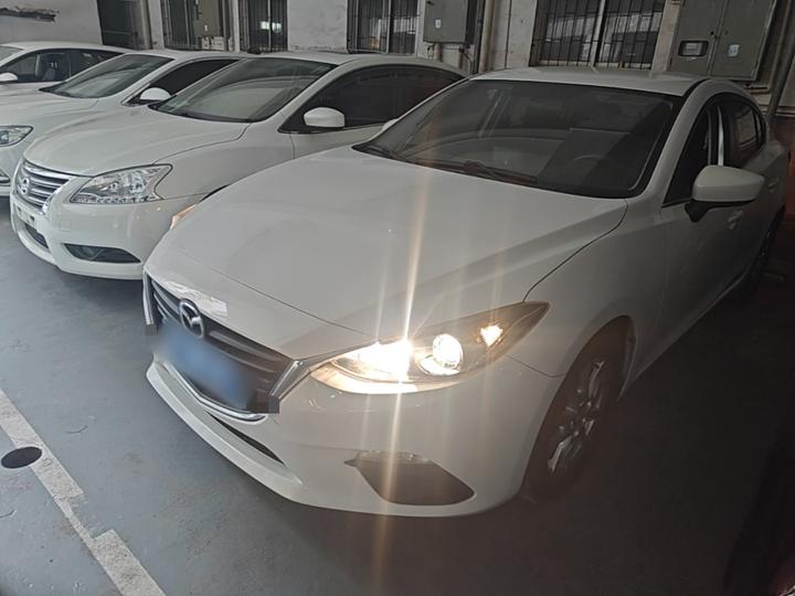 3 Axela 2014 Sedan 1.5L AT Comfort