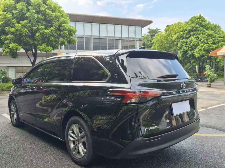 Sienna 2024 2.5L Hybrid Comfort photo 4