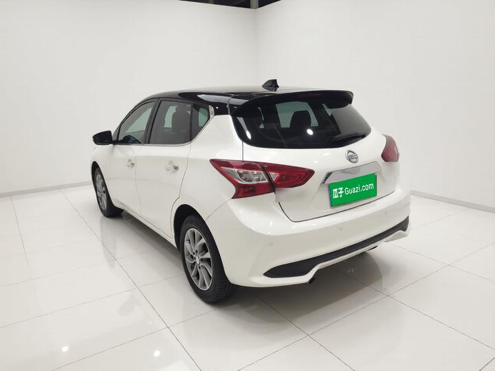 Tiida 2021 1.6L CVT photo 4