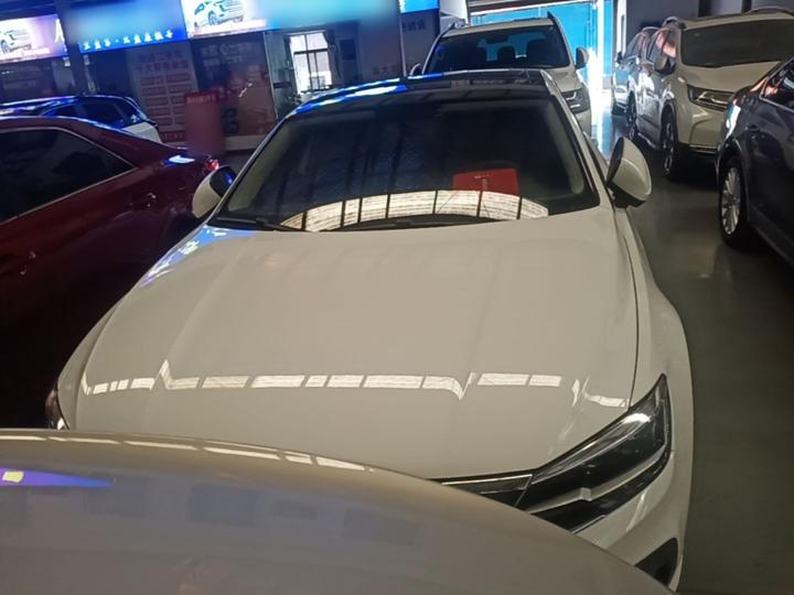 Lamando 2021 230TSI DSG photo 2