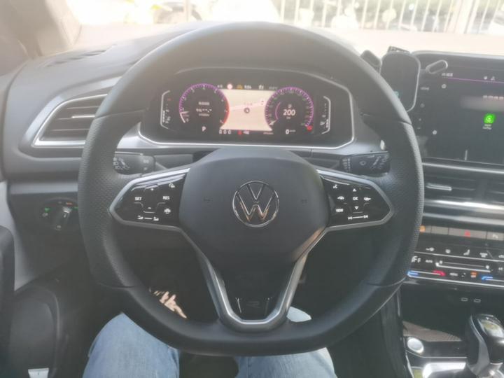 T-Roc 2025 Facelift 300TSI DSG RWD photo 6