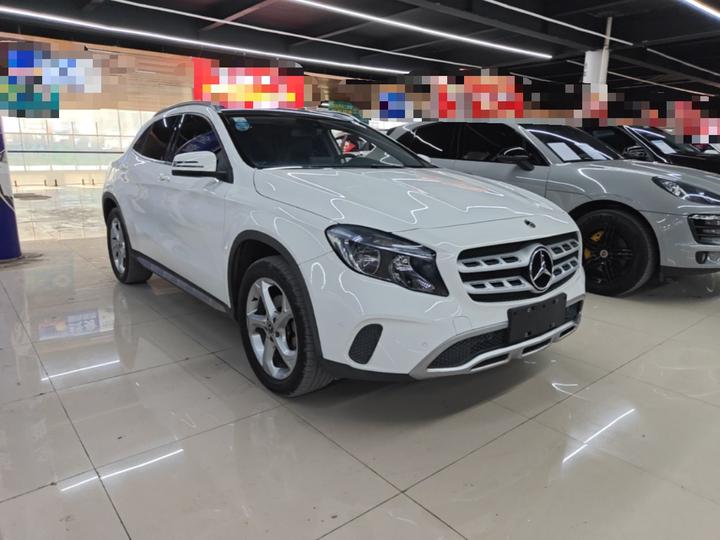 GLA 2017 GLA 200 Dynamic photo 3