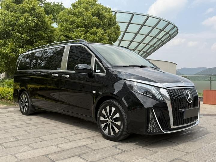 Vito 2023 2.0T Elite 7-Seater photo 2