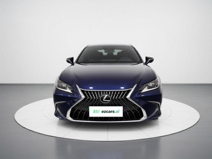 ES 2022 200 Luxury photo 2