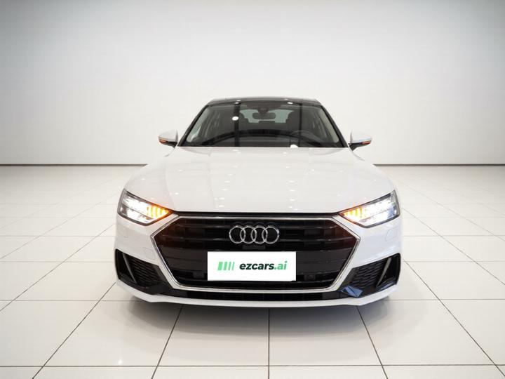 A7 2022 40 TFSI Luxury photo 2