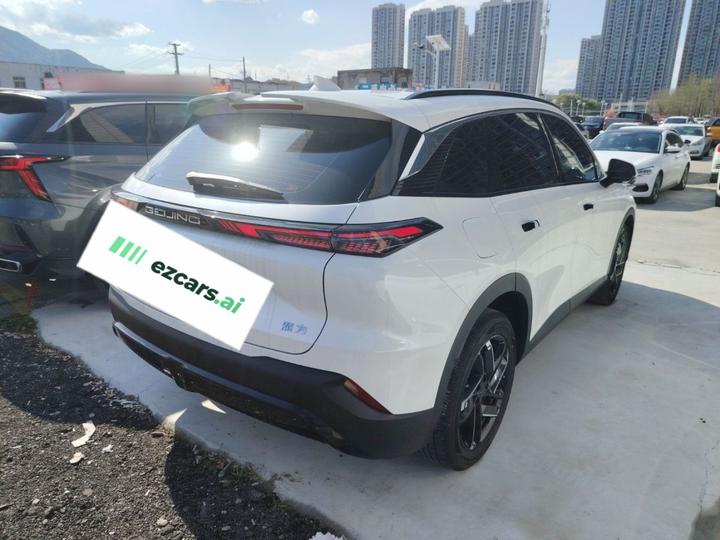 BAIC 2023 1.5T DCT photo 4