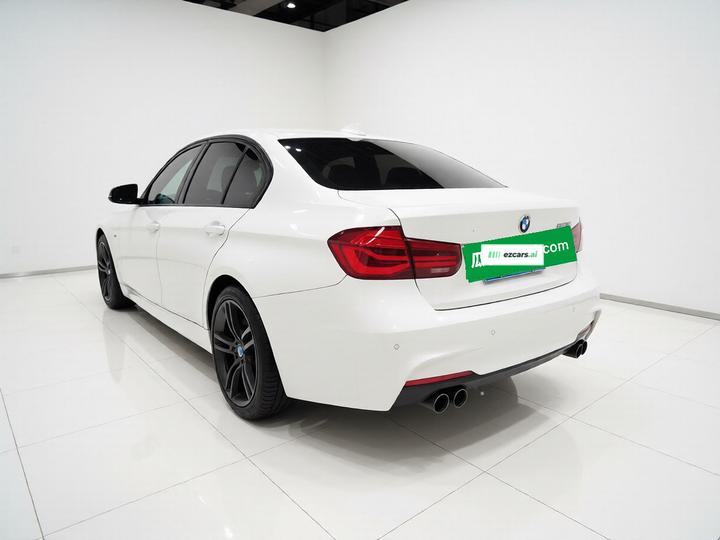 3 Series 2019 320i M Sport photo 4