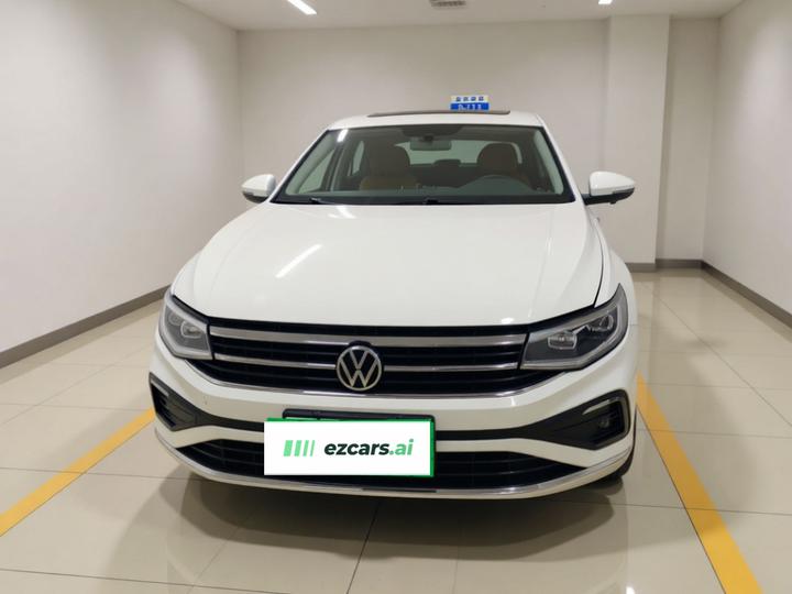 Bora 2023 200TSI DSGPRO photo 2