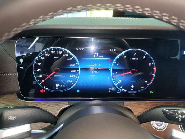 E-Class 2022 Facelift E 260 L photo 7