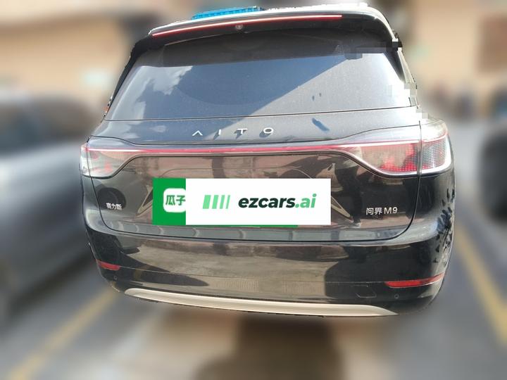 HIMA AITO M9 2024 EREV Max 52kWh 6-Seater photo 5