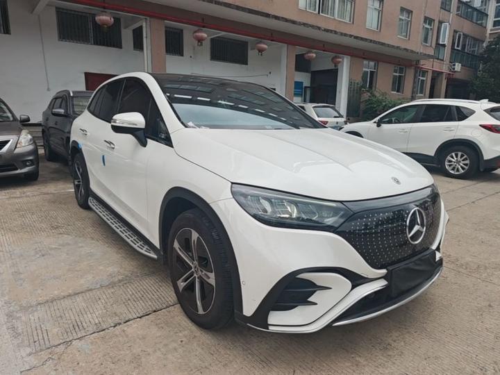 EQE SUV 2023 350 4MATIC photo 3