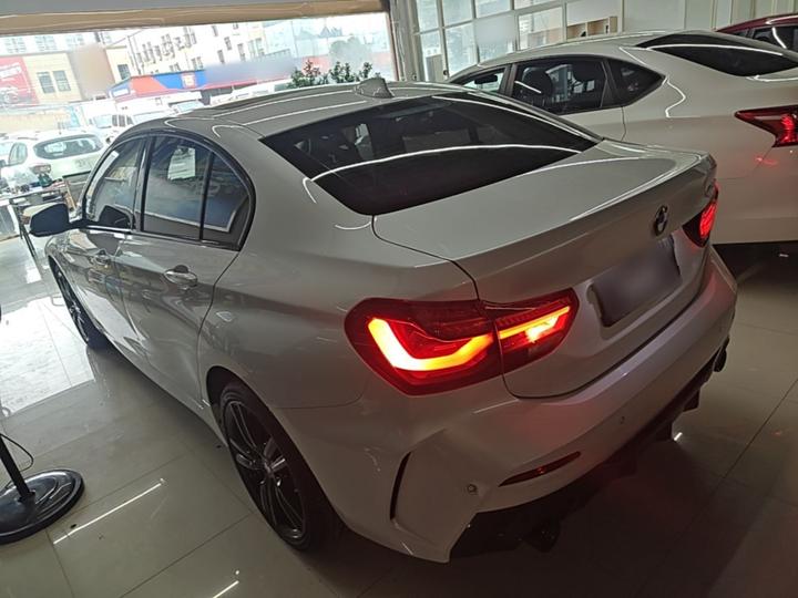 1 Series 2023 125i M Sport photo 4