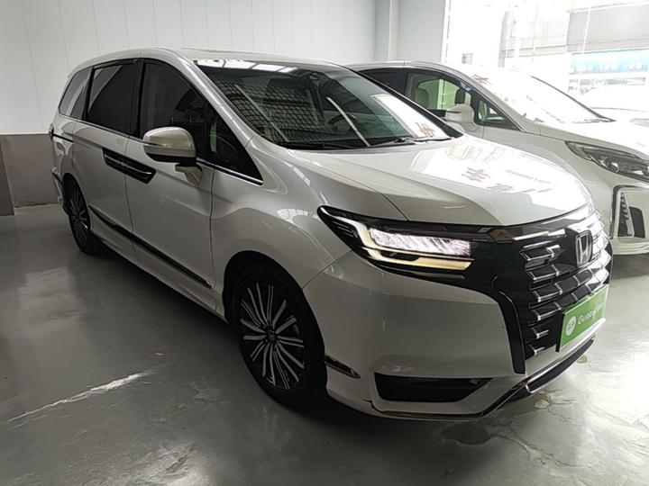Elysion 2022 2.0L e:HEV Luxury photo 3