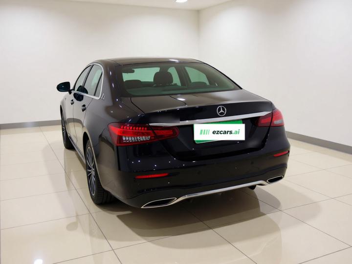 E-Class 2021 E 300 L Sport Fashion photo 4